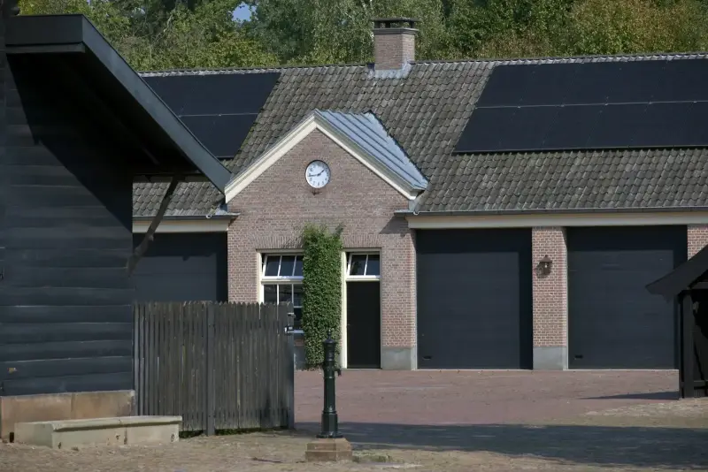 Thuisbatterij en dynamisch energiecontract: zo werkt
