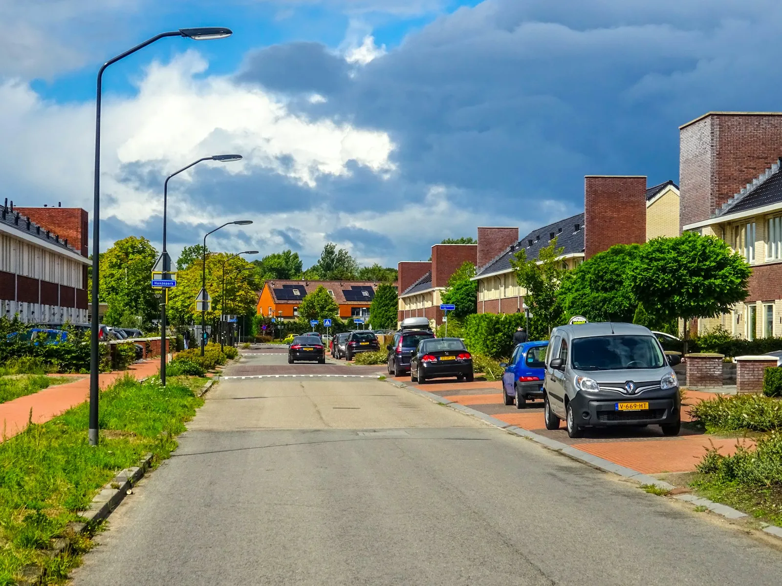 Thuisbatterij stroom verkopen aan buren: kan het?