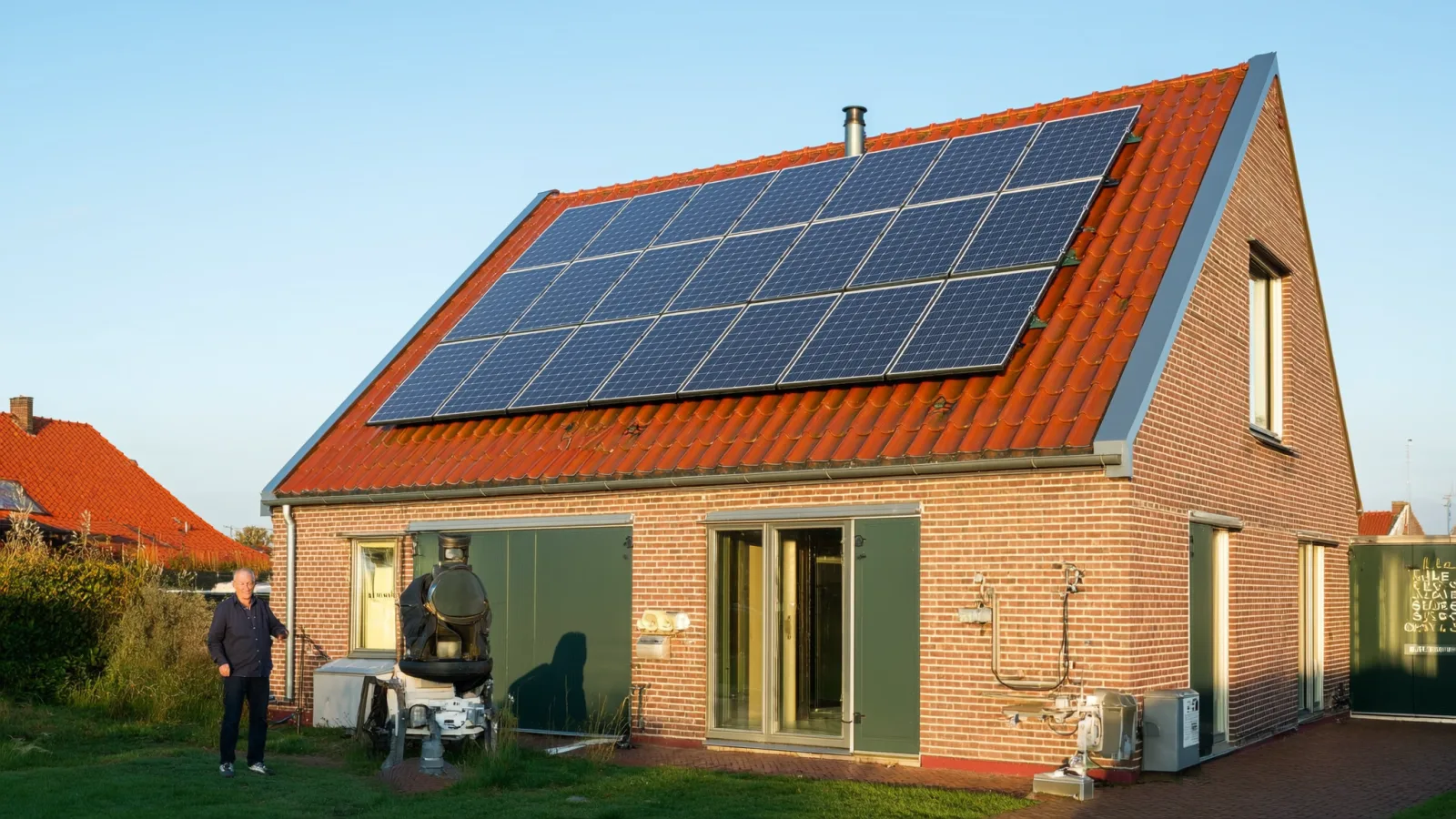 Thuisbatterij zonnepanelen optimizers koppelen: kosten